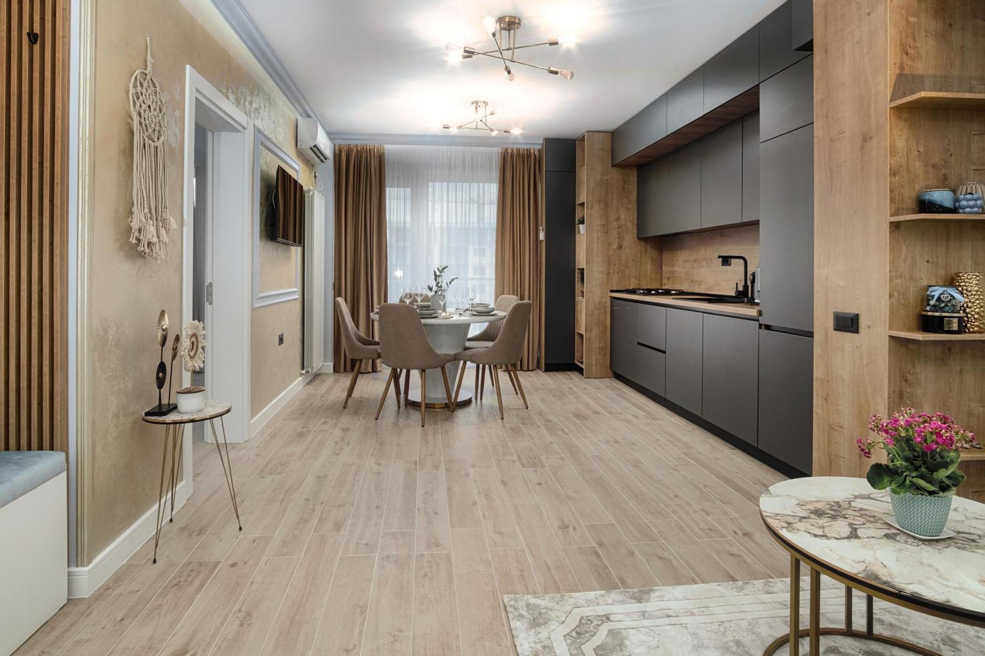 Golden Infinity Apartment Năvodari Екстериор снимка